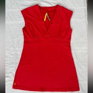 NWOT Lole Sleeveless V-Neck Tank Top Small